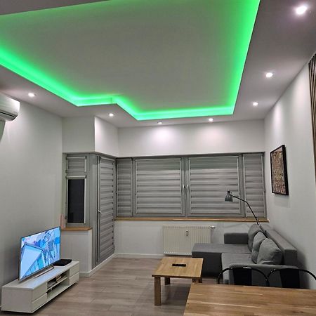 Apartament Topolowa 45M2 Centrum Poznan Dış mekan fotoğraf